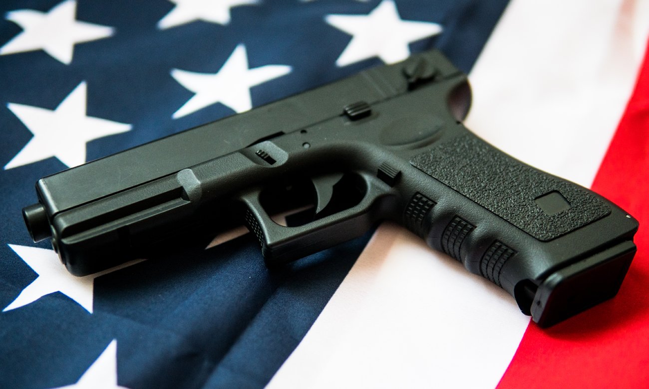 Pistolet Glock na fladze USA