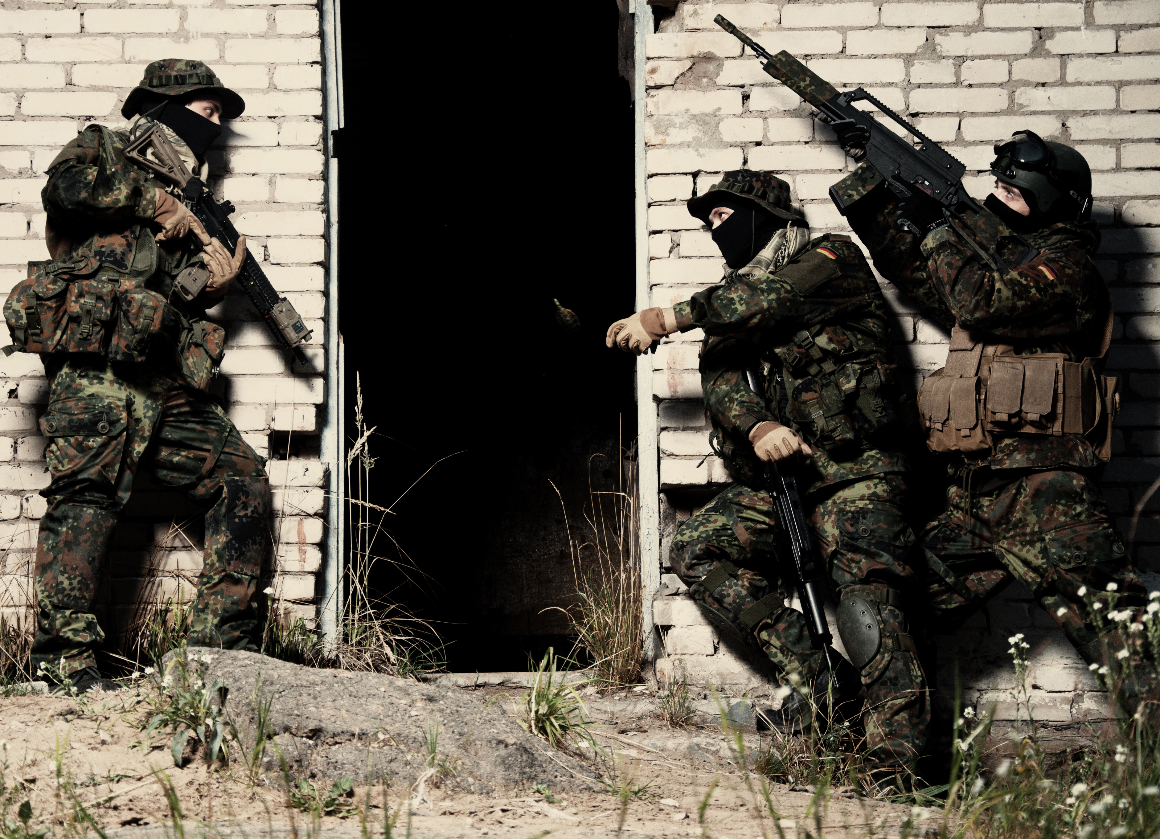 Żołnierz z G36